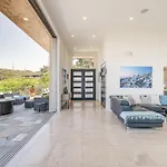 Luxe La Jolla Getaway With Pool And Coastline Views!
