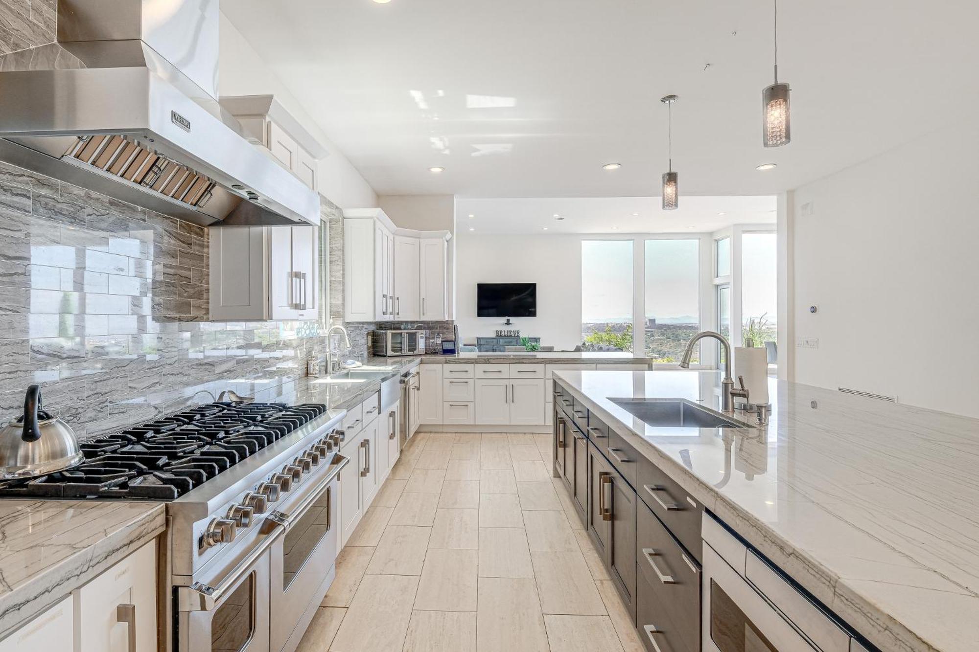 Luxe La Jolla Getaway With Pool And Coastline Views!